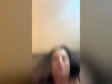 Baddiepeaches09  live sex cam