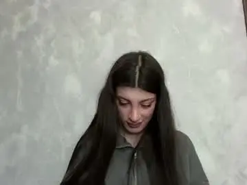 Cassiemantella  live sex cam