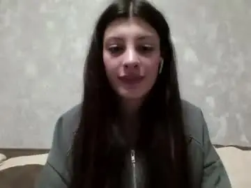 Cassiemantella  live sex cam