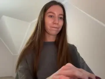 Emberfamn  live sex cam