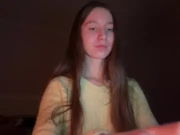 Emberfamn  live sex cam