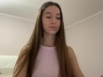 Emberfamn  live sex cam