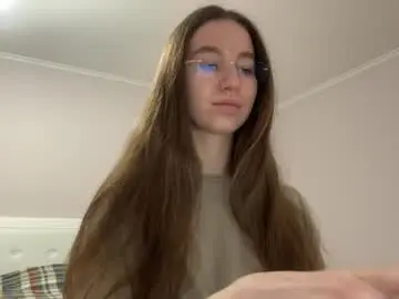 Emberfamn  live sex cam