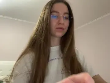 Emberfamn  live sex cam