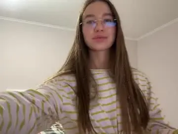 Emberfamn  live sex cam