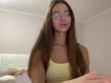 Emberfamn  live sex cam