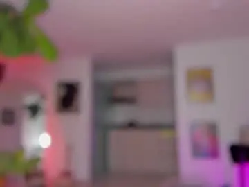 Itslau_  live sex cam