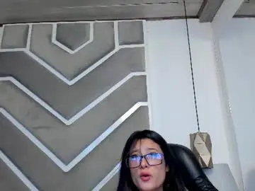 Junggsolhyum  live sex cam