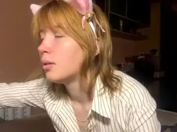 Maisawin  live sex cam