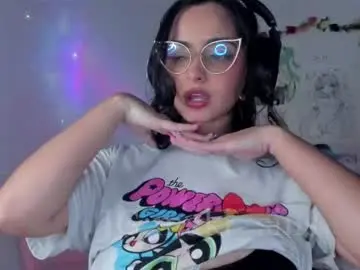 Maki_sins  live sex cam