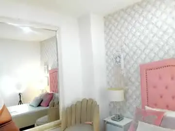 Marthina_adams  live sex cam