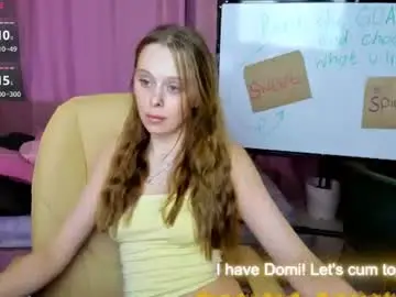 Megg_ryan  live sex cam