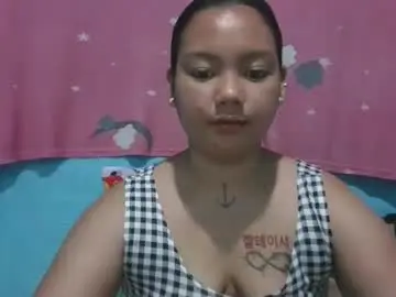 Naughtysexykaiz  live sex cam