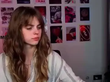 Naya_may  live sex cam