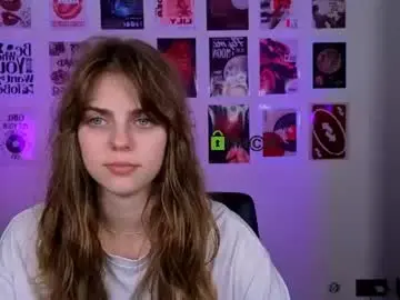 Naya_may  live sex cam