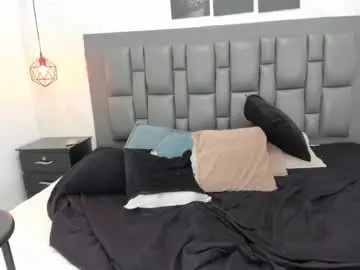 Rosse_adamz1  live sex cam