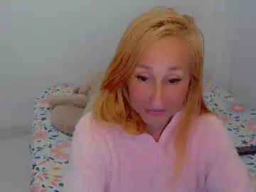 Skarlett2072  live sex cam