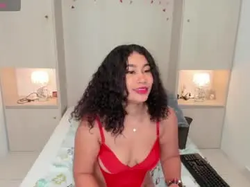 Trishamoon  live sex cam