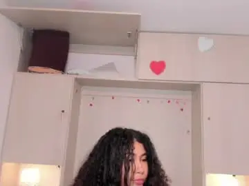 Trishamoon  live sex cam