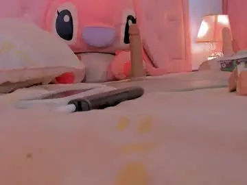 Valentoro1  live sex cam