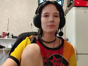 Ashleenishimura  live sex cam