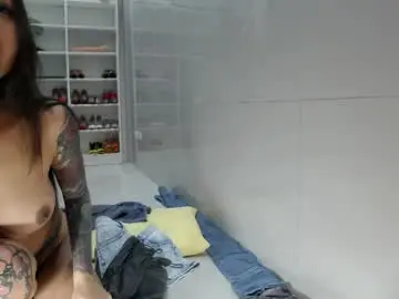 Asianqueen93  live sex cam