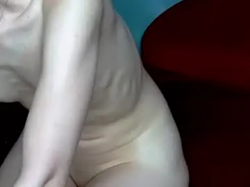 Brunettedaisy  live sex cam