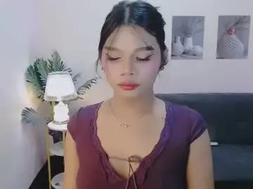 Extremelian  live sex cam