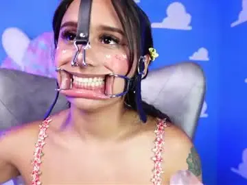Foxy_samy  live sex cam