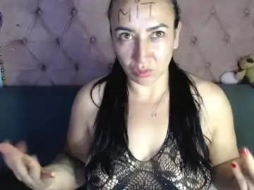 Misslucyy1  live sex cam