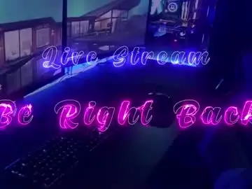 Moodiemira  live sex cam