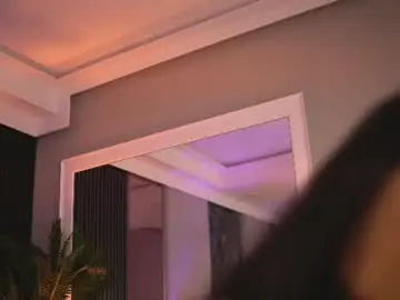 Nouramalvi  live sex cam