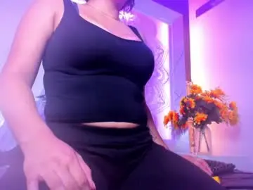 Raven_black69  live sex cam