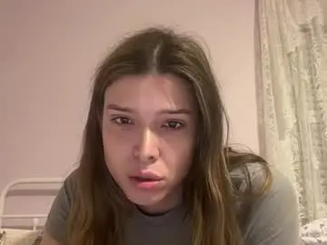 Taaylerbaby  live sex cam