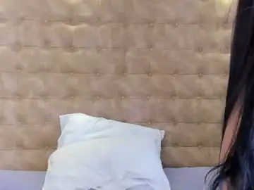 Tifanyrm  live sex cam