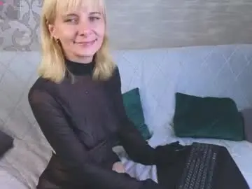 Vejadvesma  live sex cam