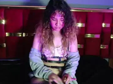 Violet_hiill  live sex cam
