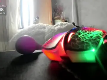 Adeleshay  live sex cam