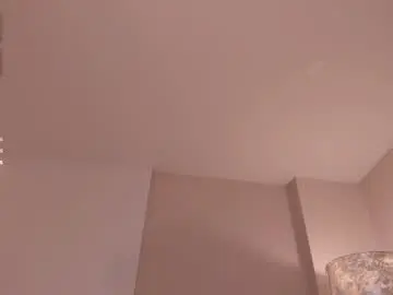 Bellathompsonx_  live sex cam
