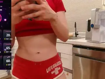 Blondiebubblebooty  live sex cam