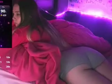 Blondiebubblebooty  live sex cam