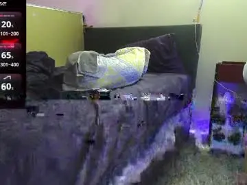 Blondiebubblebooty  live sex cam
