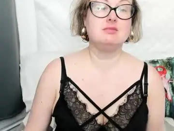 Bonnieshining  live sex cam
