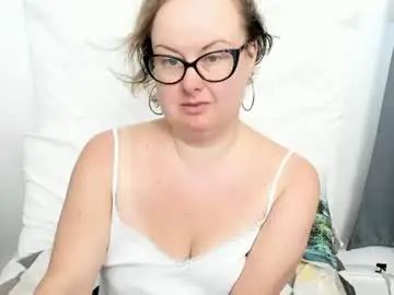 Bonnieshining  live sex cam