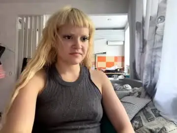 Christiechorney  live sex cam