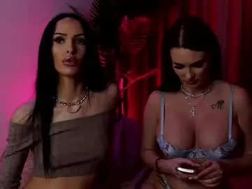 Evyymoon  live sex cam