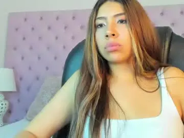 Foxienova  live sex cam