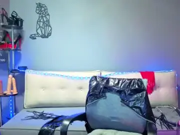 Goddess_orsa  live sex cam