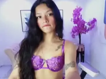 Maddie_t18  live sex cam