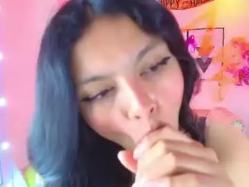 Maddie_t18  live sex cam